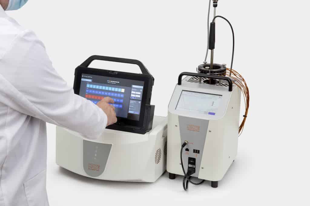 See the Kaye thermal validation system in action as the AVS is used by a research technician in pharmaceuticals