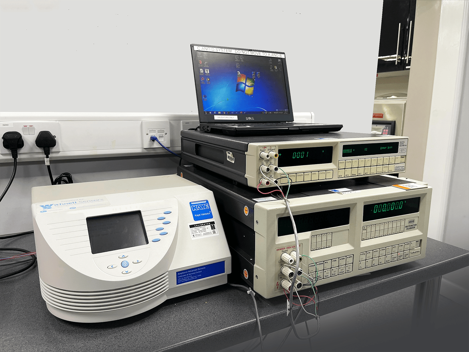 voltage calibration performed on the Kaye 2000 unit as part of our high quality validator calibration services