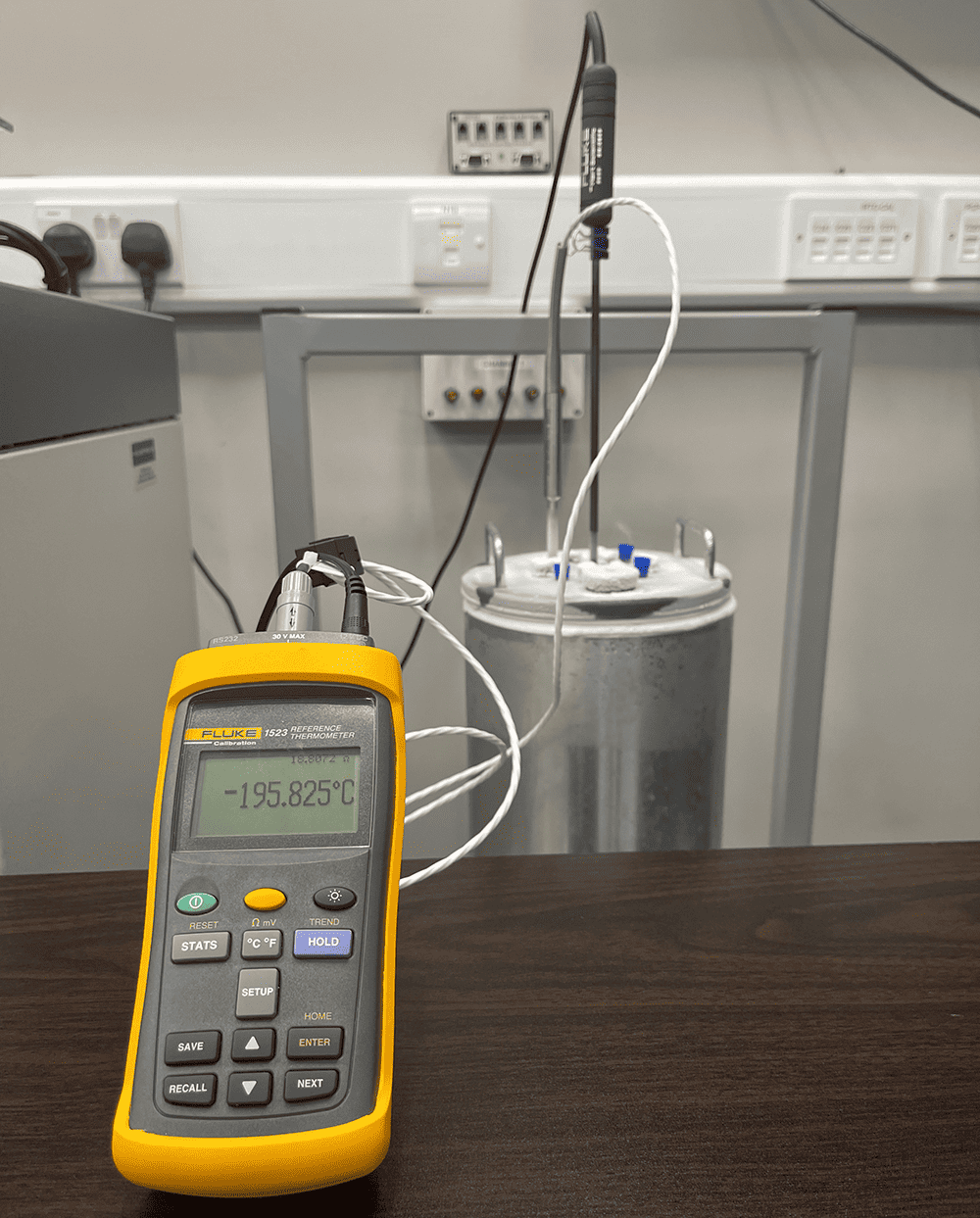 Platinum Resistance Thermometer calibrations can be conducted at a time that suits you to minimise downtime, see the fluke in action